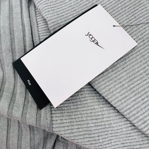 Nike Yoga Womens Plus Size Training Top 1X Shawl Collar Gray Ribbed Stretch - Picture 2 of 7